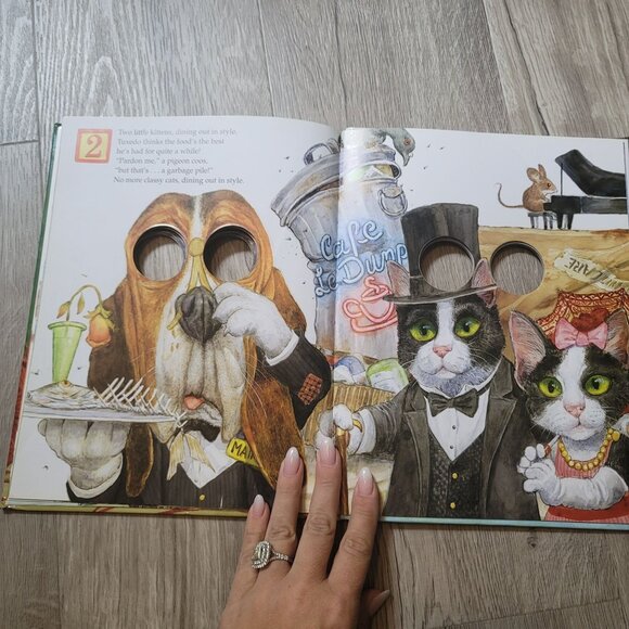 By Jim Harris Ten Little Kittens Board Book: An Eyeball Animation Book as is - Picture 4 of 6